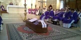 Funerali vescovo Pichierri, una diocesi unita preghiera