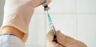 Vaccino influenza, la Regione ribadisce l’obbligo per gli operatori vaccinali