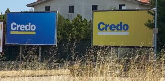 Per le strade spunta un misterioso cartello con la scritta “Credo”, di che si tratta?