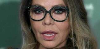 Violenza donne, Ornella Muti a San Ferdinando per uno spettacolo teatrale
