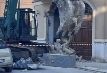 Assalto con ruspa alle poste di San Ferdinando, colpo fallito e danni ingenti