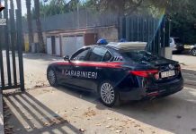 Falsi incidenti per truffare assicurazioni, torna in libertà un medico 80enne: domiciliari per 4