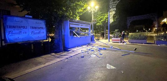 Chiosco sventrato nella notte di Ferragosto, proseguono le indagini a tutto campo dei Carabinieri