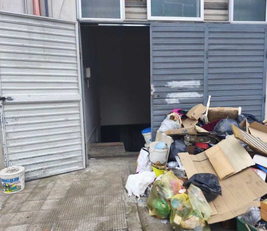 Sgombero dei locali seminterrati di via IV Novembre